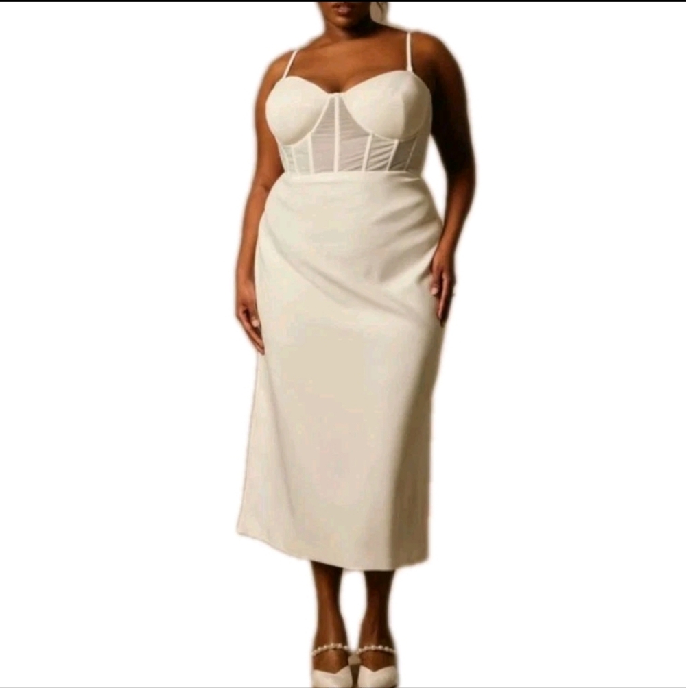Bridal by ELOQUII Sheer Bodice Structured Dress White Size 16 NWT Strapless